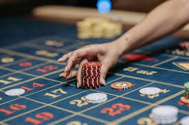 lgosuper login live-dealer studio with professional blackjack table and multilingual croupier